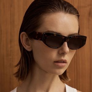 Shevoke saint ecaille sunglasses - like new